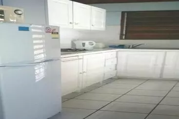 هتل Tradewinds Villas