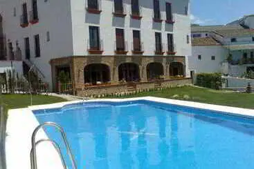 Aparthotel Rural 12 Caños