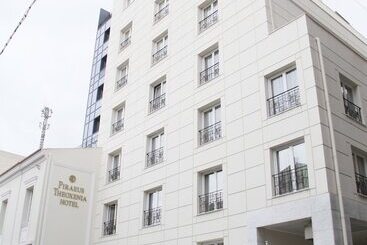 Hotel Piraeus Theoxenia