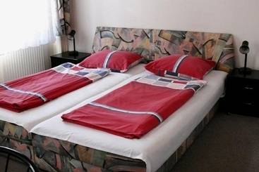 酒店 Riess City Rooms Self Check In