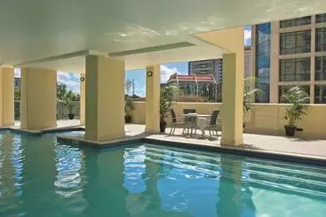 آپارتمان Oaks Brisbane Lexicon Suites