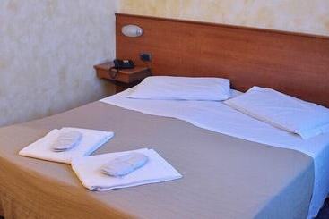 Point Hotel Conselve