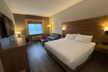 Holiday Inn Express Hotel & Suites 1000 Islands   Gananoque, An Ihg