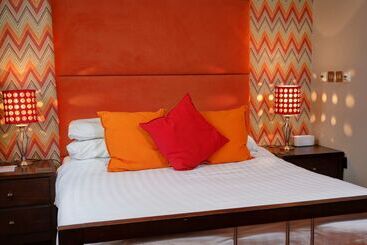 هتل Best Western Plus Oaklands