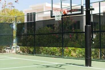 ホテル Malliouhana Resort Anguilla