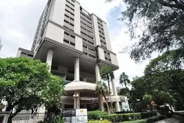 Hotel Bliston Suwan Park View