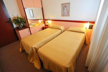 בית מלון כפרי Due Ragni