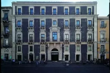 ホテル Palace Catania | Una Esperienze