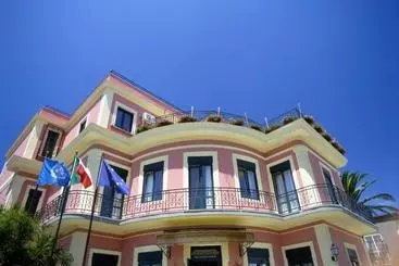 Otel Relais Villa Oteri