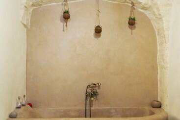 فندق Albergo Diffuso Sotto Le Cummerse