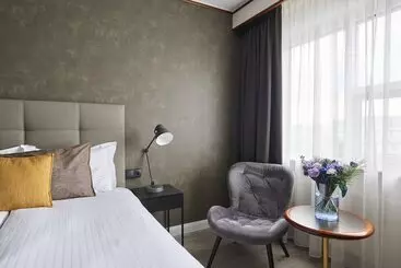 هتل ísland Spa & Wellness