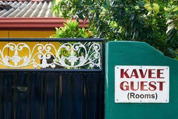 פנסיון Kavee Guest