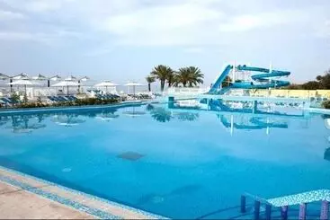 هتل Samira Club Caters To Couples