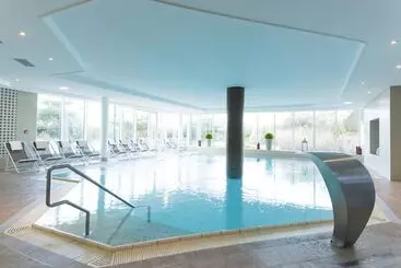 هتل Hôtel Spa Du Beryl St Brévin L Océan