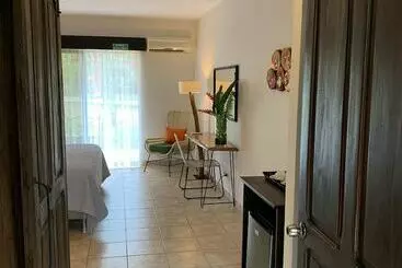 בית מלון כפרי Natural Lodge Caño Negro