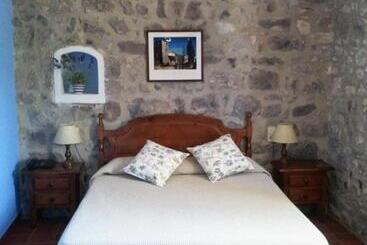 Hostal De La Rovira