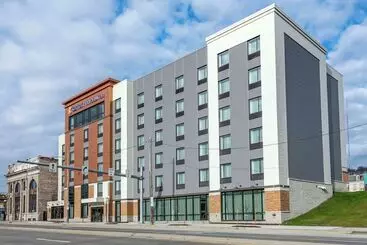 ホテル Comfort Inn & Suites Pittsburgh Northshore