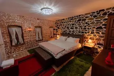 Otel Bujtina Te Rapi