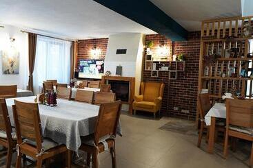 Pensão Altitude Guest House Ranca