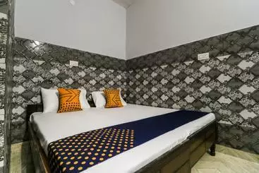 Hotel Spot On 63191 Preet Guest House