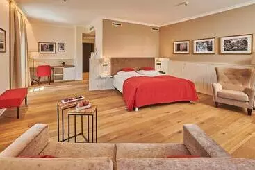 ホテル Das Schloss An Der Eisenstrasse