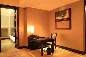 هتل Shanghai Dongjiao State Guest