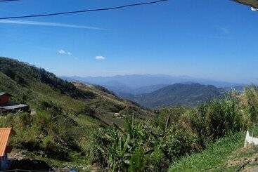 Hotell Cahaya Lodge Kundasang