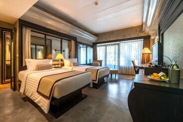 בית מלון כפרי The Dewa Koh Chang