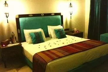 هتل Villa Amira & Spa