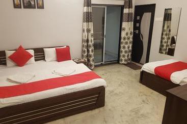 Otel Trisha Residency