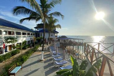 Hôtel Zenobia Beach Resort