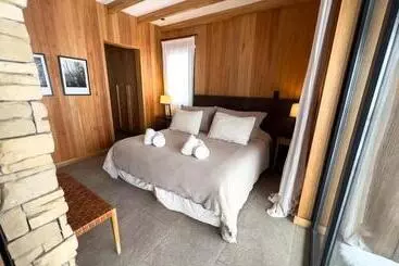 Hotel El Refugio Ski & Summer Lodge