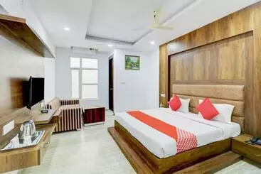 Hotel Ratan The Pacific