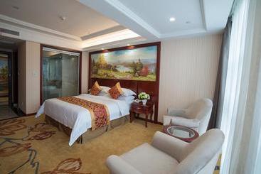 Vienna Hotel Zhejiang Huzhou Changxing Mingzhu Road