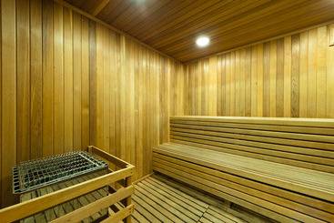 فندق Club Wyndham Oceanside Pier Resort