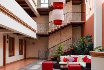 בית מלון כפרי Plaza Magnolias