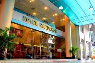 ホテル Sandakan