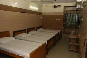 Hotel Ulo Raj Residency