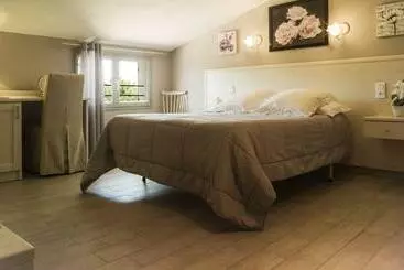 هتل Hôtel Casa Di Mama