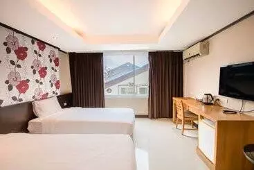 Avana Hotel And Convention Centre