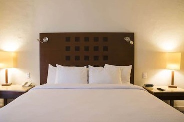 هتل Ex Hacienda San Xavier