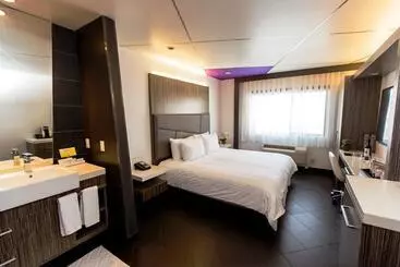 Szálloda The Moment