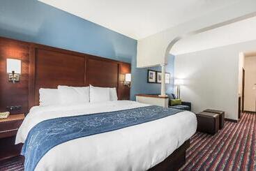 Szálloda Comfort Suites St Charlesst Louis