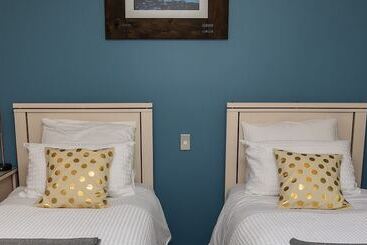 בית מלון כפרי Maple Lodge