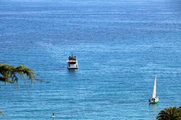 Szálloda Agriturismo Un Mare Di Fiori