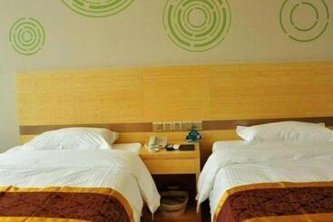 Otel Greentree Inn Liaocheng Donge Culture Street Express