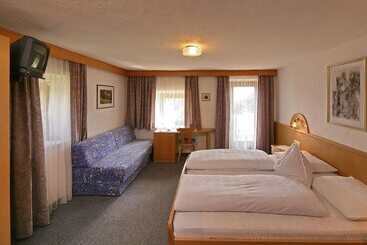 هتل Pension Aichner