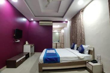 Hotell Fab Prime Purple Orchid