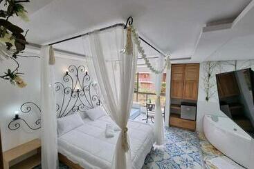 ホテル The Rock Guatape