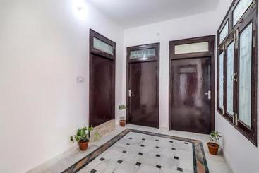 פנסיון Oyo 78506 Jj Residency Cochin Airport